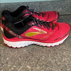 Brooks Ghost 9